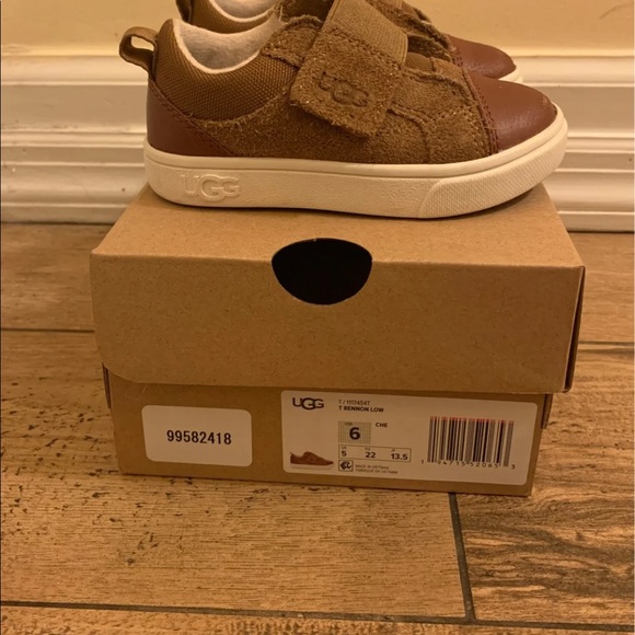 Toddler size 6 UGG sneakers - Picture 3 of 5